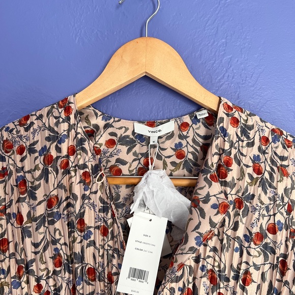 🍎 Vince Pomegranate Pleated V-Neck Dress ✨ NEVER WORN new w tags - Picture 6 of 7